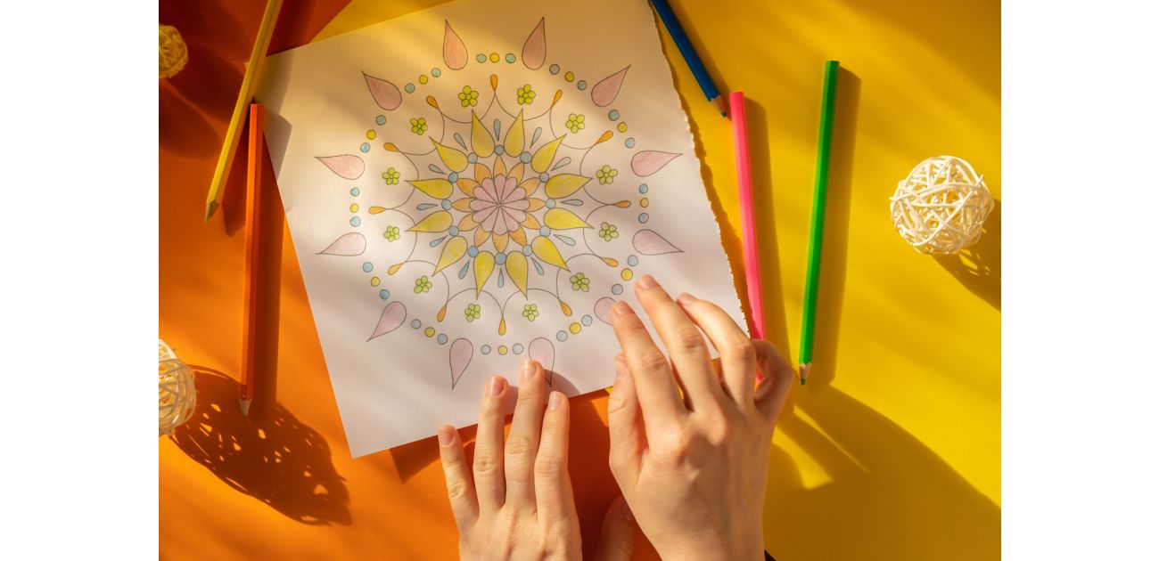 Giải toả căng thẳng với bộ môn tô màu mandala